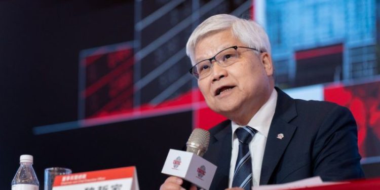 台積電分紅爭議延燒 魏哲家親上火線穩軍心