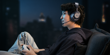 賽睿電競新巔峰！Arctis Nova Pro OMNI 橫跨多系統、解鎖Hi-Res 無線音效