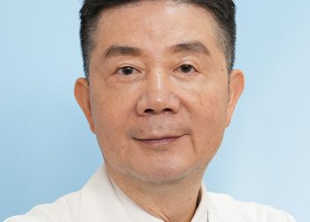 白內障手術邁向AI 醫師解析智能輔助與飛秒雷射臨床應用