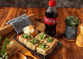 高雄左營人氣臭豆腐！香酥口感+自製辣醬 熟客狂讚香辣上癮