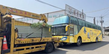 中部汽車道路救援 台中/彰化拖吊行即時出勤好安心