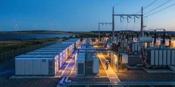 美國首座鈉離子電池廠動工 布局AI時代電網儲能、降低對中國供應鏈依賴