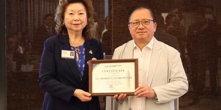 胡康邦移民顧問進駐信義區 整合全球身份規劃與跨境服務資源 提供多國移民居留方案