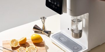 居家飲水設備再升級 Acerpure 推出 RO 氣泡飲水機 整合冰溫瞬熱與淨水功能