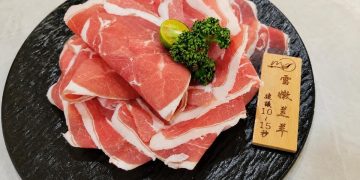 宜蘭麻辣鍋 細熬招牌香麻湯底襯出 Prime 熟成牛與和牛脂香