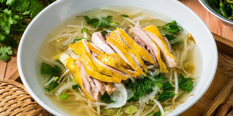 埔里越南料理 北越河粉米線與手作春捲清爽上桌