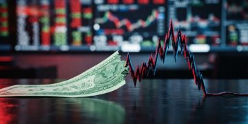 德意志銀行示警:美元特性丕變 風險資產屬性日益顯著