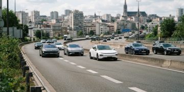 中國車廠歐洲銷量首超日本品牌 智慧化優勢重塑全球車市