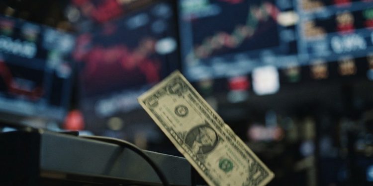 聯準會決策在即 美元面臨下行風險 豐業銀行示警