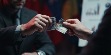 美國川普政府調整關稅策略 國際貿易挑戰與經濟協定重要性並存
