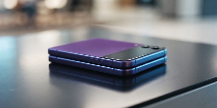 三星 Galaxy 新機官圖提前曝光 摺疊機與智慧錶造型揭曉