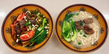 屏東里港人氣麵店！十多年麵店經驗再出發 家傳湯頭結合台式大骨與川味花椒