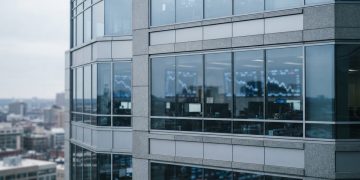 Granite Real Estate 信託 Q2 財報後股價震盪 市場現看漲看跌訊號