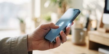 三星 Galaxy 手機側邊按鈕自訂密技 從 Bixby 變身專屬快捷鍵