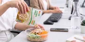 這餐少了點肉 隨手加一份好蛋白質 金豐盛推出全新「嫩雞絲」系列