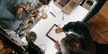 不只是一間刺青店 中和醉后刺青轉譯人生故事 讓每道圖案成為專屬記憶