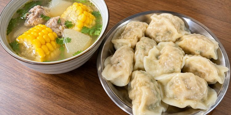 雙城街水餃從夜市美食出發 以韭黃手工水餃 在眾多老字號中脫穎而出