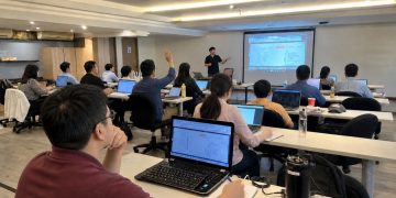 企業導入AI 難 墨宇AgentOSS告別盲目試錯
