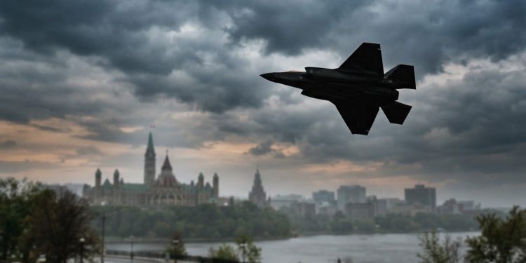 美國空軍擬重啟F-16戰機採購 應對機隊老化與新機交付緩慢