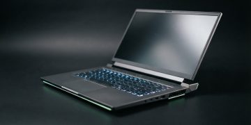 微星Cyborg 15 Max電競筆電登陸印度市場 強調AI效能與輕薄