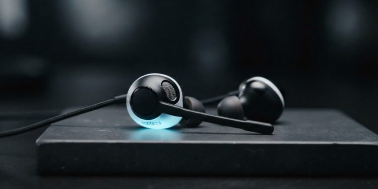索尼 INZONE E9 電競耳機評測出爐：專為遊戲設計、捨麥克風換輕便