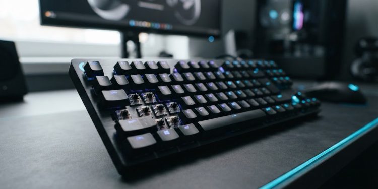 賽睿歡慶 25 週年 推出 Sensei Pro、Rival Pro 電競滑鼠 強打超寬頻技術