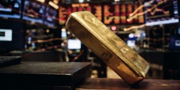 美元強勢與短期動能消退 世界黃金協會示警金價恐回檔