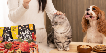 汪喵星球與怪獸部落攜手毛孩乾杯  頂級牛舌、松葉蟹端上萌寵餐桌