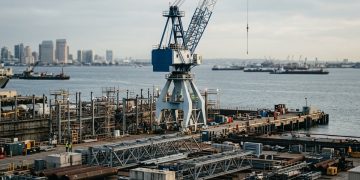 瑞典 Skanska 奪美軍港 2.7 億美元訂單 挹注營收但房市隱憂仍在