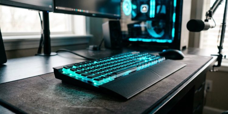電競硬體商Corsair Gaming財報優預期 股價勁揚5%領先市場目標價