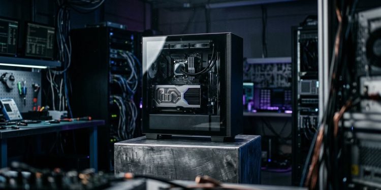 電競主機降價搶市 RTX 5070 高效能機型折扣達 400 美元